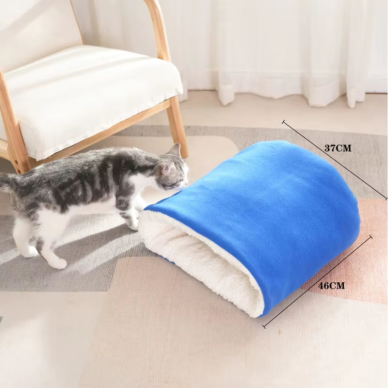 Warm Bed for Cats Dogs Comfortable Soft Polar Fleece Bucket Type Sleeping Bag Semi-Enclosed Tunnels Pet House Cats Cartoon Sofa