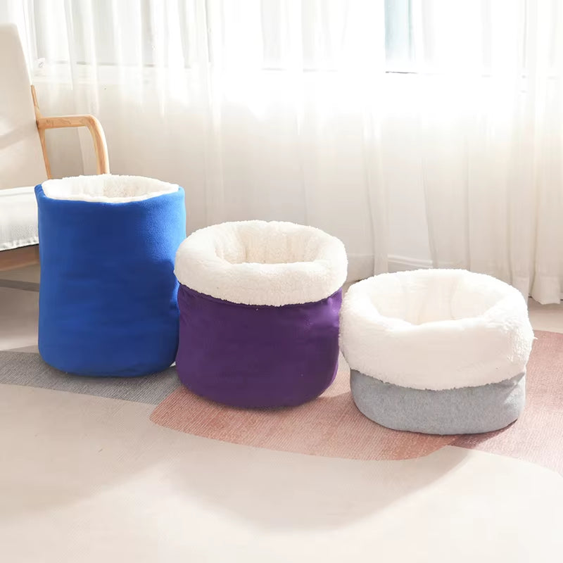 Warm Bed for Cats Dogs Comfortable Soft Polar Fleece Bucket Type Sleeping Bag Semi-Enclosed Tunnels Pet House Cats Cartoon Sofa