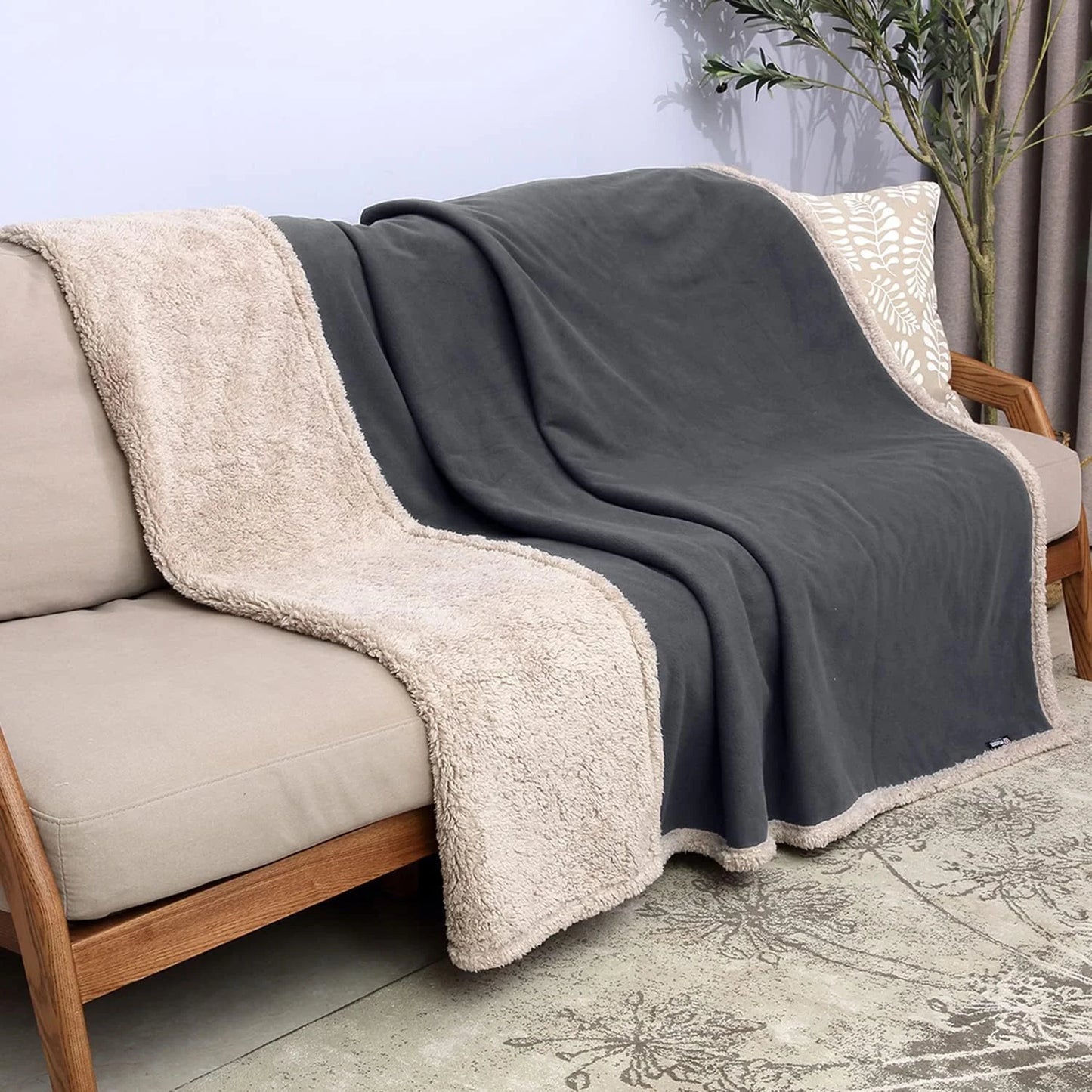 Waterproof Pet Blanket, Pee Urine Proof Dog Blanket Cover for Couch Bed Furniture Protector, Liquid Proof Blanket for Small Medium Dogs, Gray/Tuape , 50” X 30”.